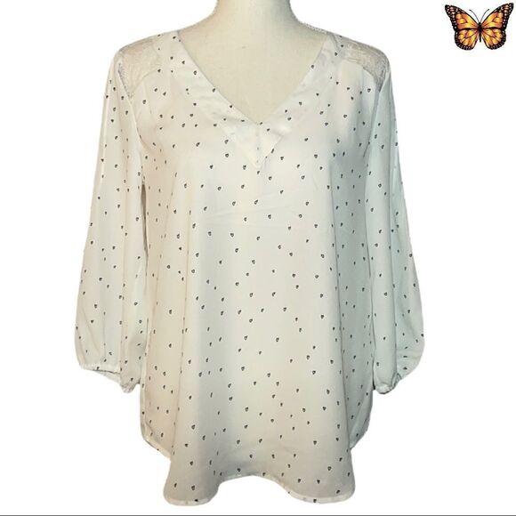 KISMET White 3/4 Sleeve Blouse With Hearts Size Extra Small - Picture 1 of 8